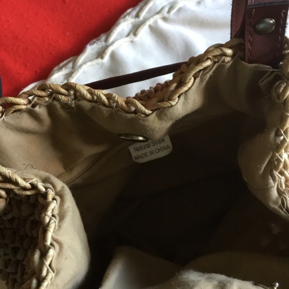 Ratan Shoulder Bag - Picture 3 of 5